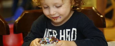 Olfato, tato, visão e audição: comer vai além das papilas gustativas