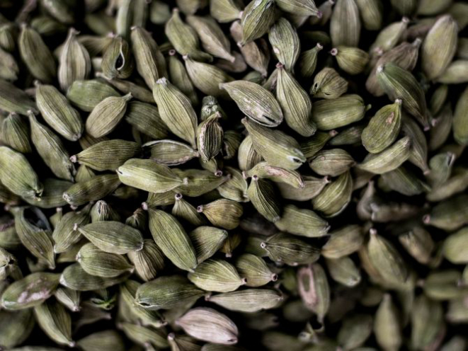 Bagas de cardamomo. Foto: Mousum / Unsplash