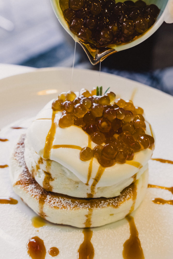 Panqueca Boba Milk Tea, do Motto Café. Foto: Oriana Koren / The New York Times