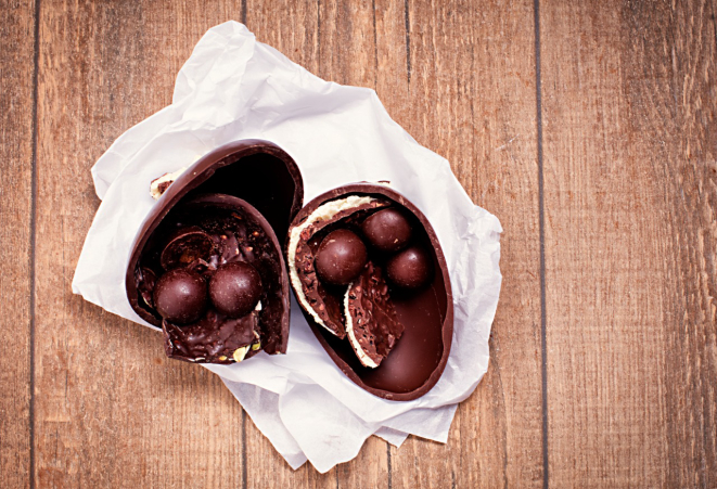 Ovos de autor,<br>assinados por chefs<br>renomados,<br>aproximam o<br>chocolate da<br>gastronomia.