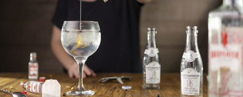 Startup lança kits de drinks com doses na medida certa para fazer em casa