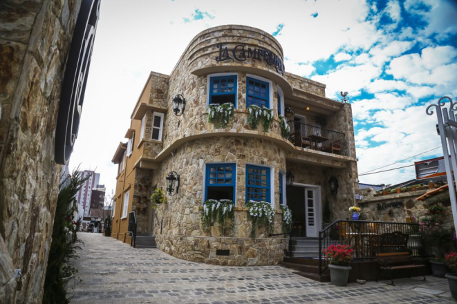 O La Campesina foi ambientado como uma antiga vila da Toscana. Foto: André Rodrigues/Gazeta do Povo.