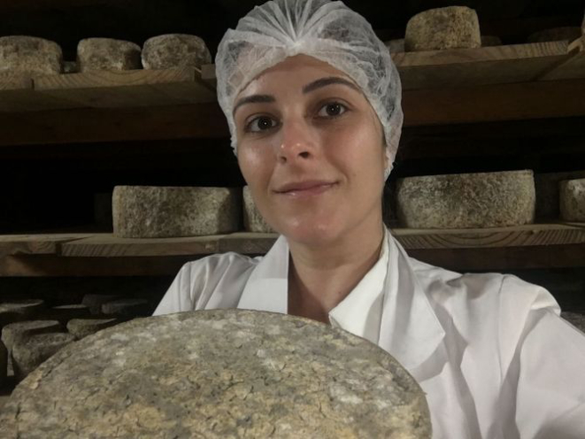 Vanessa Alcoléa, mestre-queijeira da Pardinho Artesanal. Foto: Arquivo pessoal