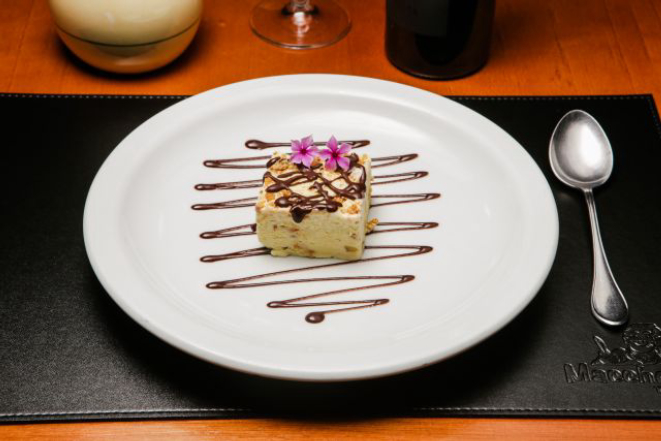 Sobremesa Semifredo no Maccheroni Tratoria. Foto: Gazeta do Povo / Michel Willian