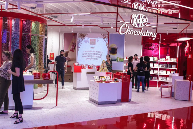 A loja oferece sabores e combinações para montar ali mesmo. Foto: Thiago Duran/divulgação.