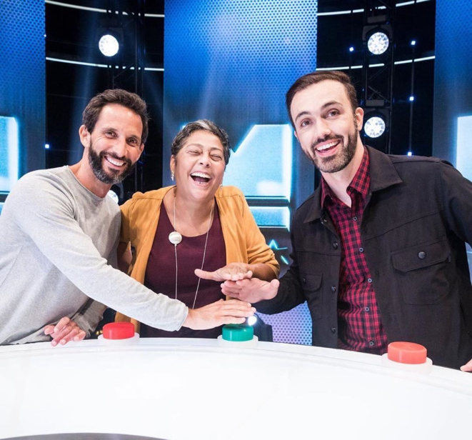 Chef Leo Paixão estrela a primeira edição do reality show “Mestre do Sabor”.