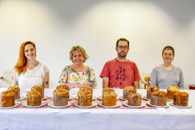 Da esquerda para a direita: Carolina Garofani, Celi Anizelli, André Santi e a repórter do Bom Gourmet Flávia Schiochet. Foto: Nay Klym/Gazeta do Povo