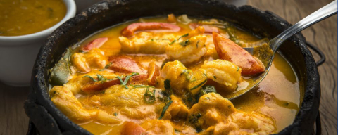 Moqueca capixaba ou baiana? Chef ensina receita que mistura as duas versões