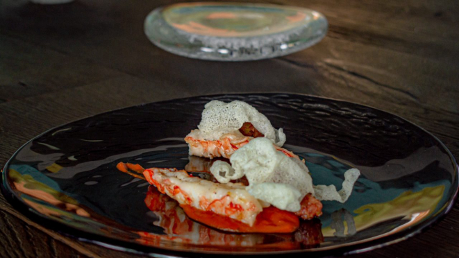 Um dos novos pratos é o camarão à la pizzaiola com tapioca crocante