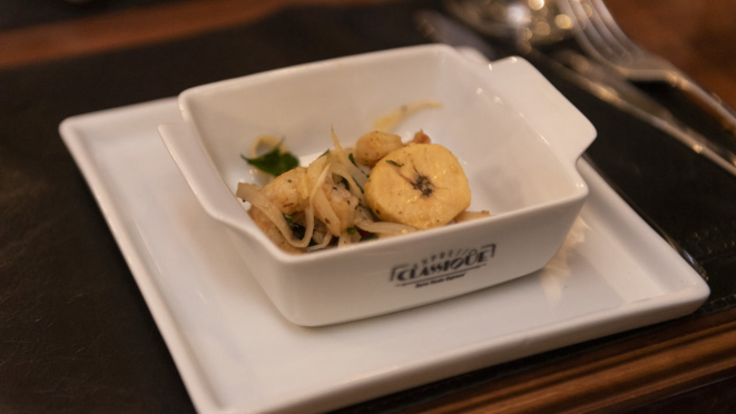 Uma das entradas do Expresso Classique valoriza ingredientes típicos do litoral paranaense.