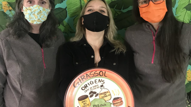 A chef Rosane com Maristela Mendes e Barbara Krenk, da Fábrica de Balas Bananina.