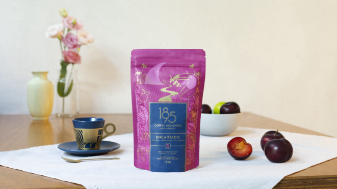 Café Encantando com grãos da Colômbia faz parte da nova linha 1895 Coffee Designers