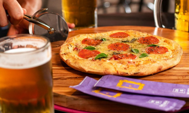 Uma das pizzas temáticas do Chelsea.