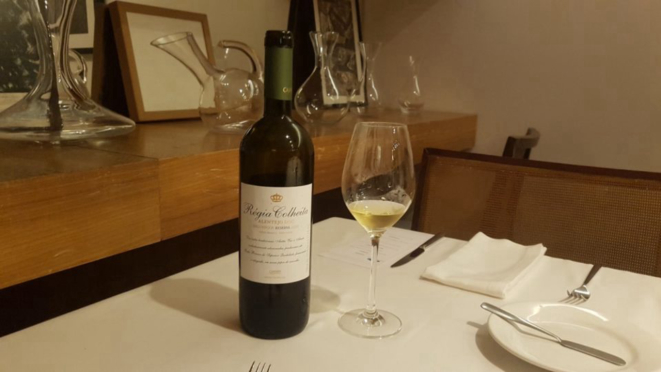 Regia Colheita Branco 2020, um vinho de bom sabor, perfeito para acompanhar bacalhau.