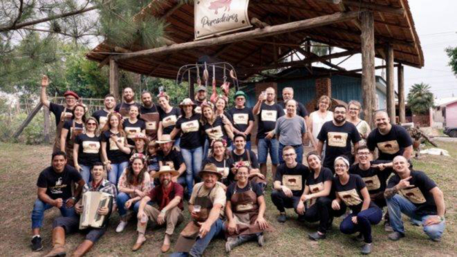 Os Porcadeiros que participaram da Festa Polaca, o último evento no Girassol antes da pandemia.
