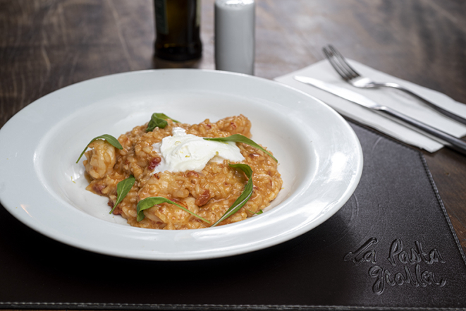 Risoto gamberetti e burrata, do La Pasta Gialla.