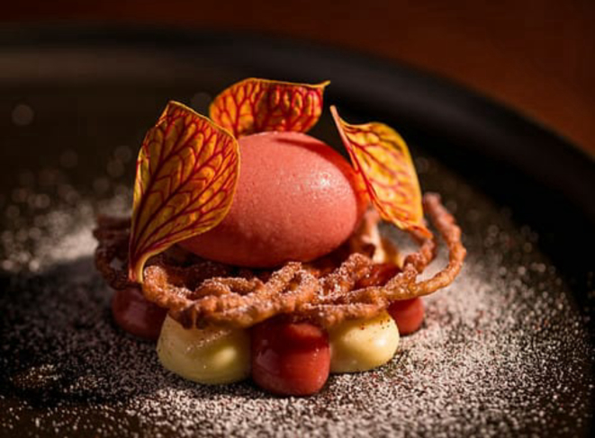 Sobremesa do Restaurante Igor: Goiaba de Carlópolis é base de sorbet e geleia.