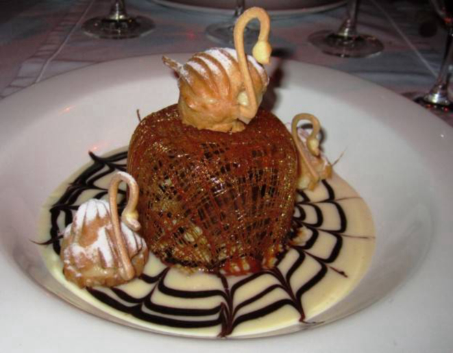 Ópera de Arame, a clássica sobremesa que é quase uma identidade do restaurante Boulevard.