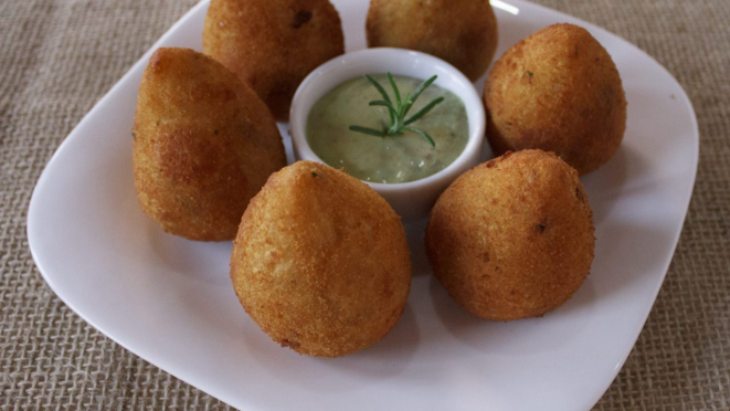 Coxinha de dizer Amém.
