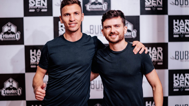 Os sócios da rede Comodoro Burguer, Julio Ianowski e Raphael Jarschel.