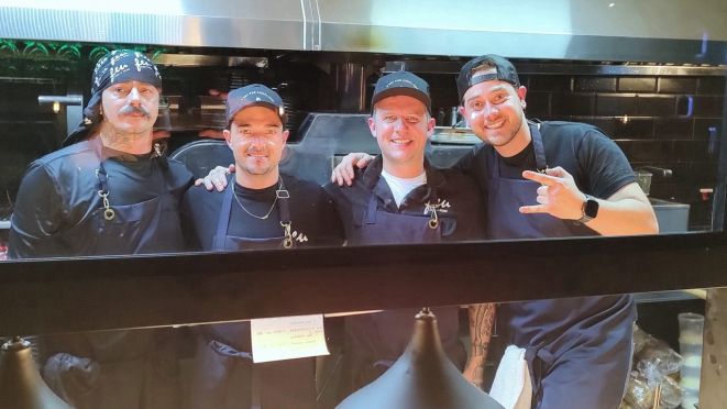Adriano Quaranta e sua brigada no Feu: Henrique Barbosa, Willian Olenik e Kenjo Nabil.