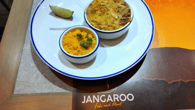 Siri cremoso com farofinha de dendê - uma das sugestões de entrada.