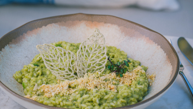 Risoto de pesto de ervilhas com castanhas do Danko.