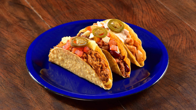 Trio de Tacos, uma das opções com desconto no happy hour.