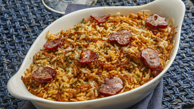 O restaurante é especializado na culinária portuguesa, unindo as receitas clássicas e técnica.