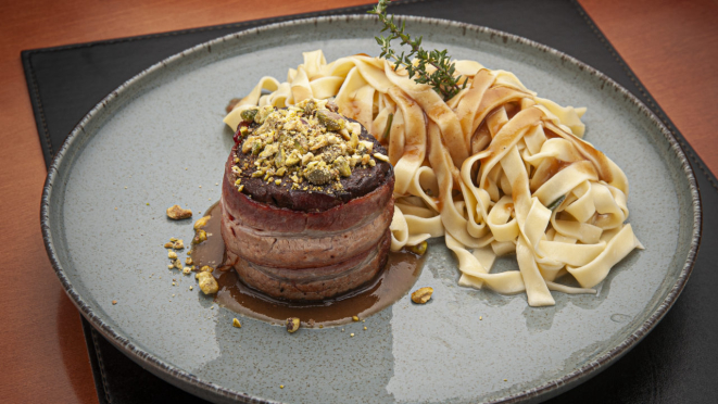 O Maccheroni é inspirado na culinária francesa e italiana.