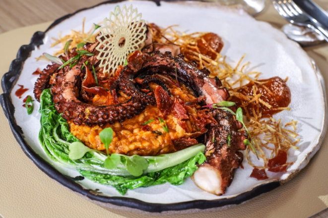 O Polvo à La Plancha, um dos destaques do menu do Koré. Foto: divulgação