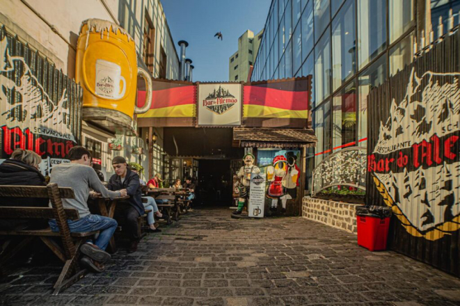 Lugares tradicionais onde comer em Curitiba