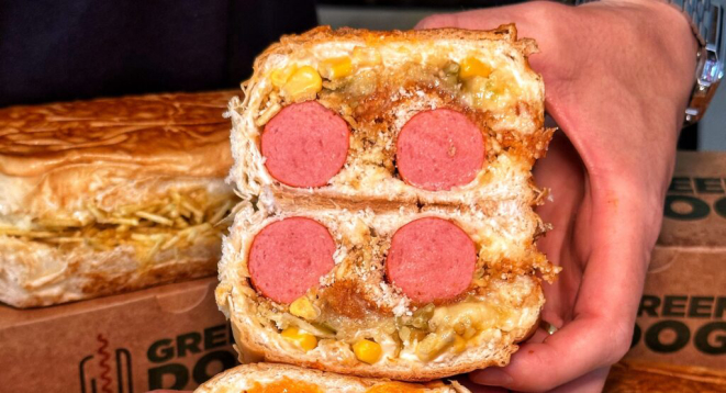 O cachorro-quente do Green Dog, vencedor no Prêmio Bom Gourmet 2025.