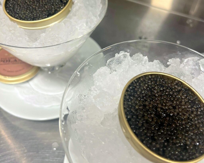 As latinhas de caviar da Polanco, que serão servidas. | Foto: Divulgação