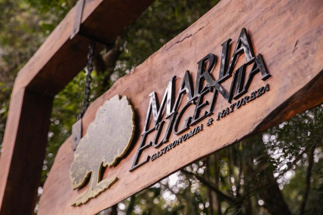 O Restaurante Maria Eugênia fica num belo espaço, com amplo bosque, em Santa Felicidade. | Foto: Kauana Bechtloff