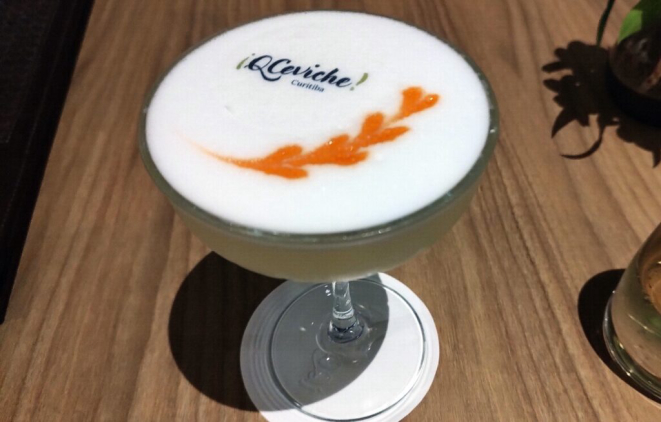 Para começar, Pisco sour, claro. | Foto: Anacreon de Téos