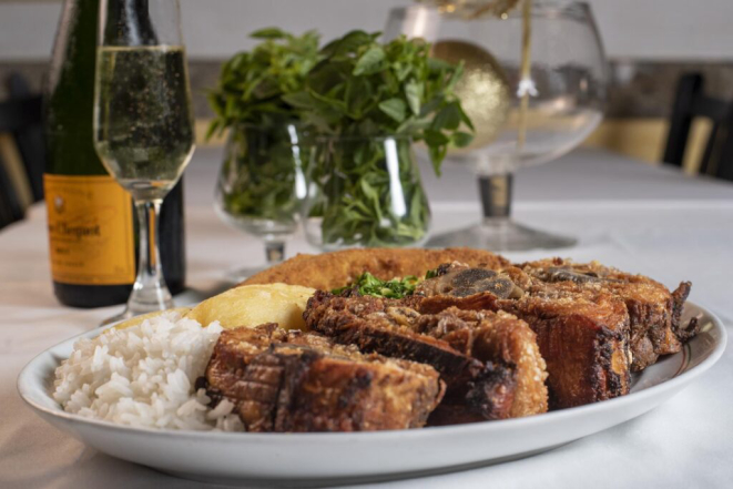 Leitão à pururuca. Foto: Marcelo Andrade