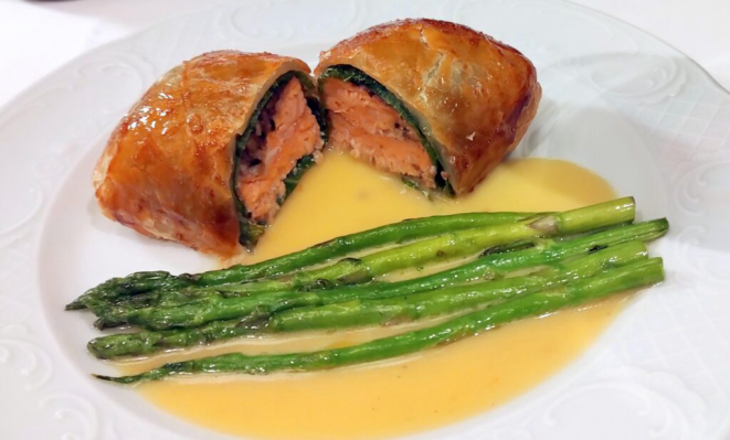 Saumon Wellington, sugestão de prato principal. | Foto: Anacreon de Téos