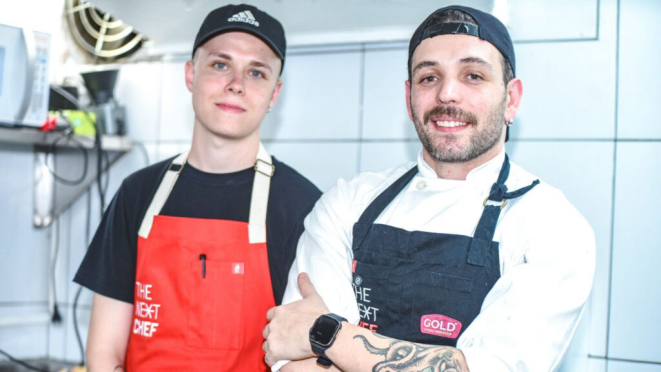 Bruno e Luís Sehnem, que o acompanhou durante todo o tempo na cozinha. Crédito: Nay Klym.