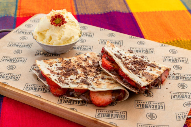 Quesadilla Sensación, disponível no menu do estabelecimento Guacamole Cocina Mexicana. Crédito: Natasha Azambuja.