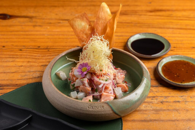 Ceviche de Pescados, disponível no menu do estabelecimento Nature Sushi Bar. Crédito: Natasha Azambuja.
