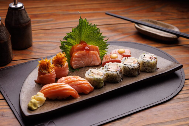 Combinado Contemporâneo, do Fun'i'ki Sushi + Rooftop. Foto: Fernando Zequinão.
