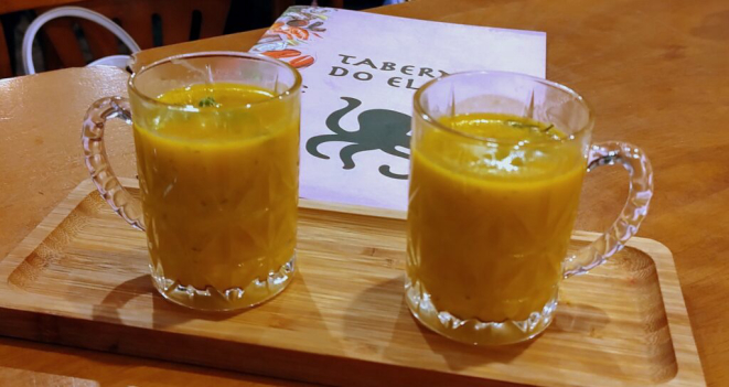 Bobozinho da Taberna, o caldinho de Bobó, para começar tudo. | Foto: Anacreon de Téos