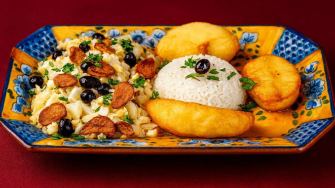 Bacalhau à Gomes de Sá, uma das pedidas do Empório do Bacalhau de São Bernardo. Crédito: Divulgação.