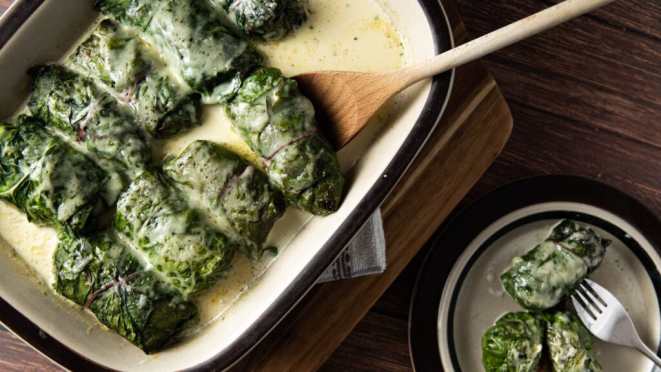 O Capuns é o prato mais famoso da culinária romanche da Suíça. Crédito: Jiyoung Hwang/Canva.