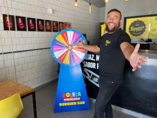 Roleta Premiada do Burguer Bar. Crédito: divulgação