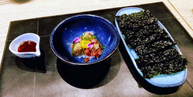 Bibimbap, o prato coreano, é servido frio. | Foto: Anacreon de Téos