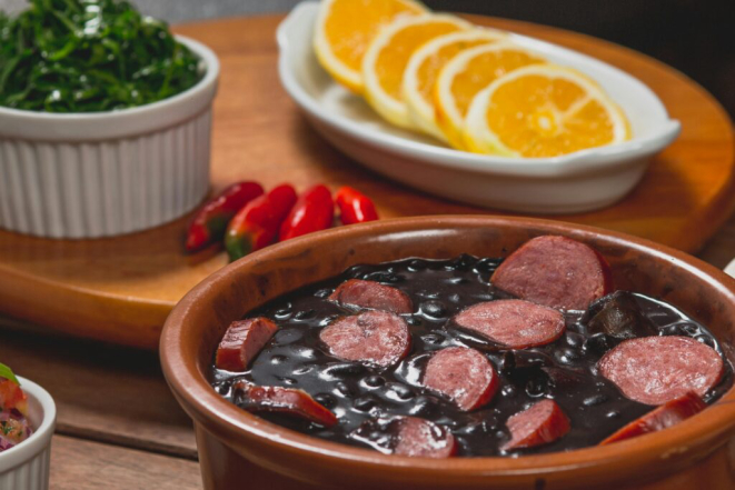 Evento "aquela feijoada". Créditos: pexels/ José Roberto Oliveira