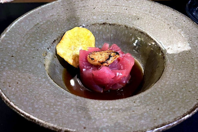 Tartare de atum e foie gras. | Foto: Denise da Vinha