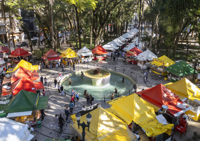 Feira Especial de Inverno Praça General Osório. Crédito: Ricardo Marajó